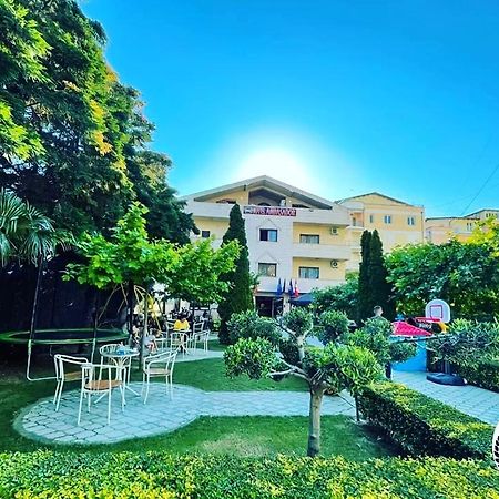 Hotel Ambasador Garden Lezha Kültér fotó