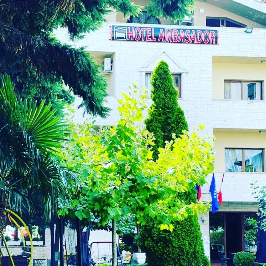 Hotel Ambasador Garden Lezha Kültér fotó