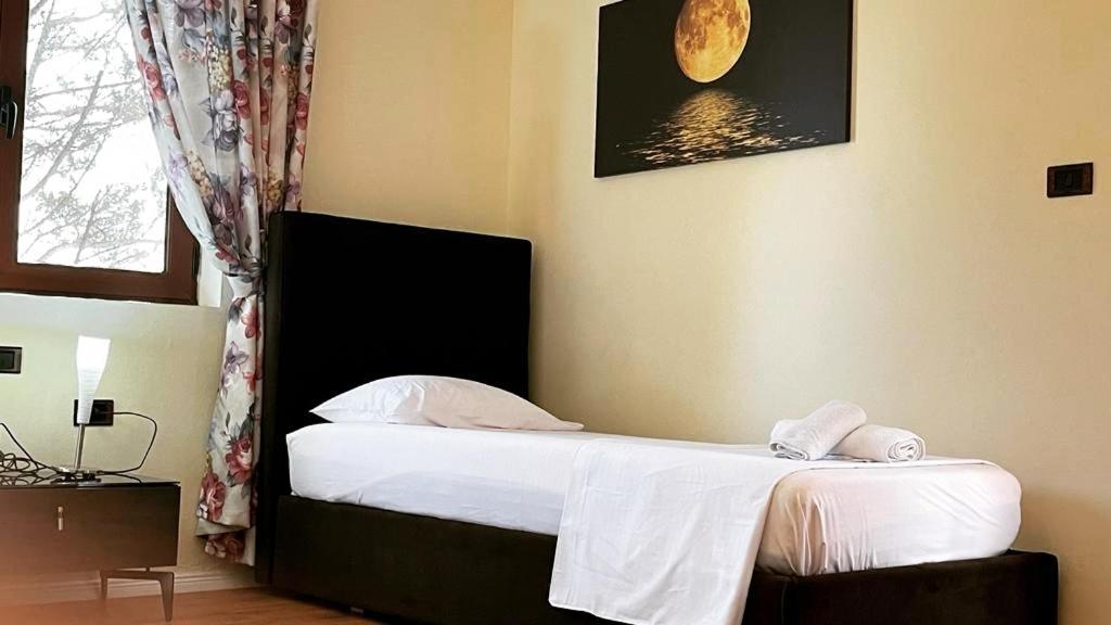 Hotel Ambasador Garden Lezha Kültér fotó
