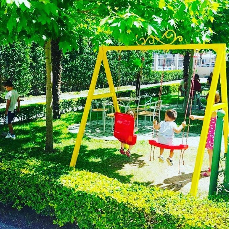 Hotel Ambasador Garden Lezha Kültér fotó