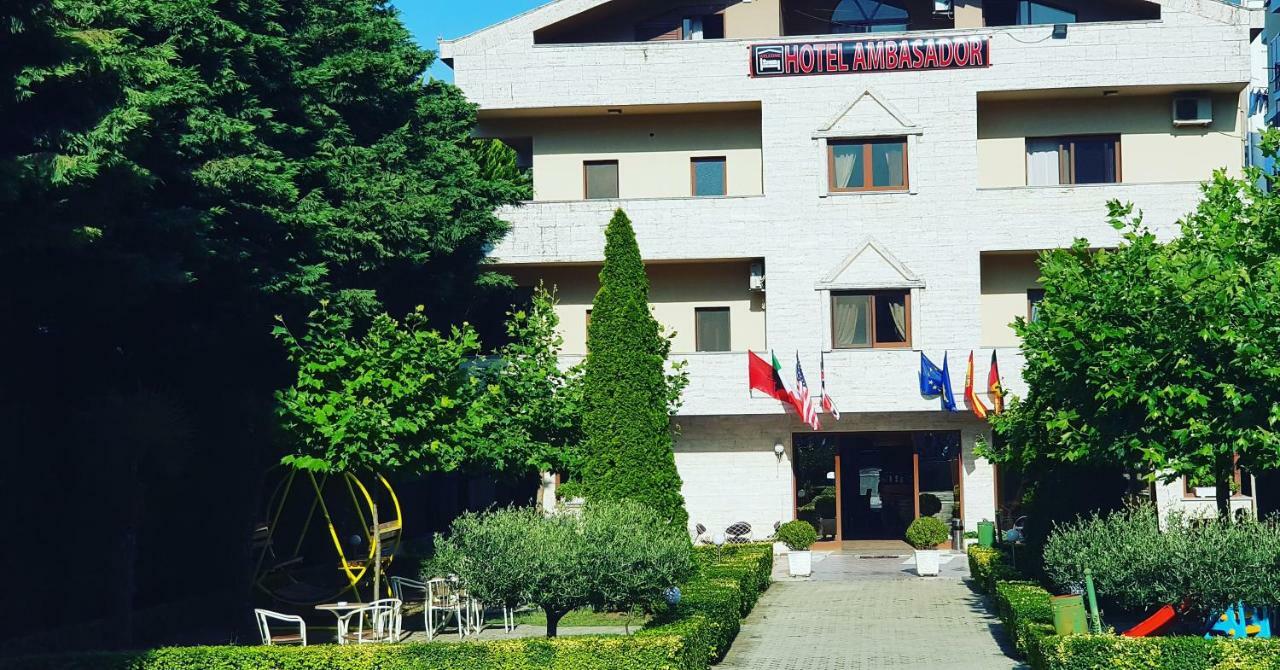 Hotel Ambasador Garden Lezha Kültér fotó