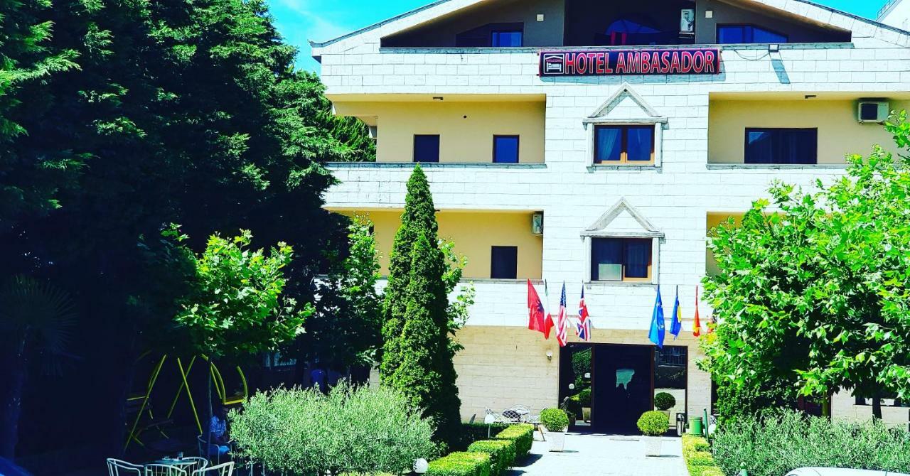 Hotel Ambasador Garden Lezha Kültér fotó